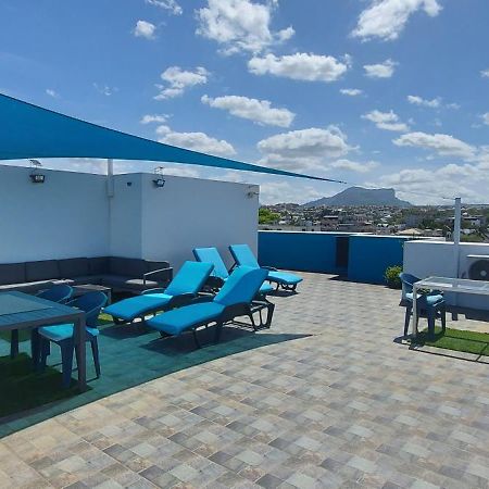 Flic En Flac Beach Penthouse Dış mekan fotoğraf